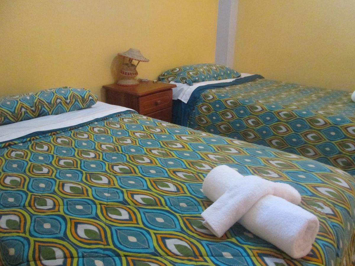 Hostal Leon Dormido Puerto Baquerizo Moreno Εξωτερικό φωτογραφία