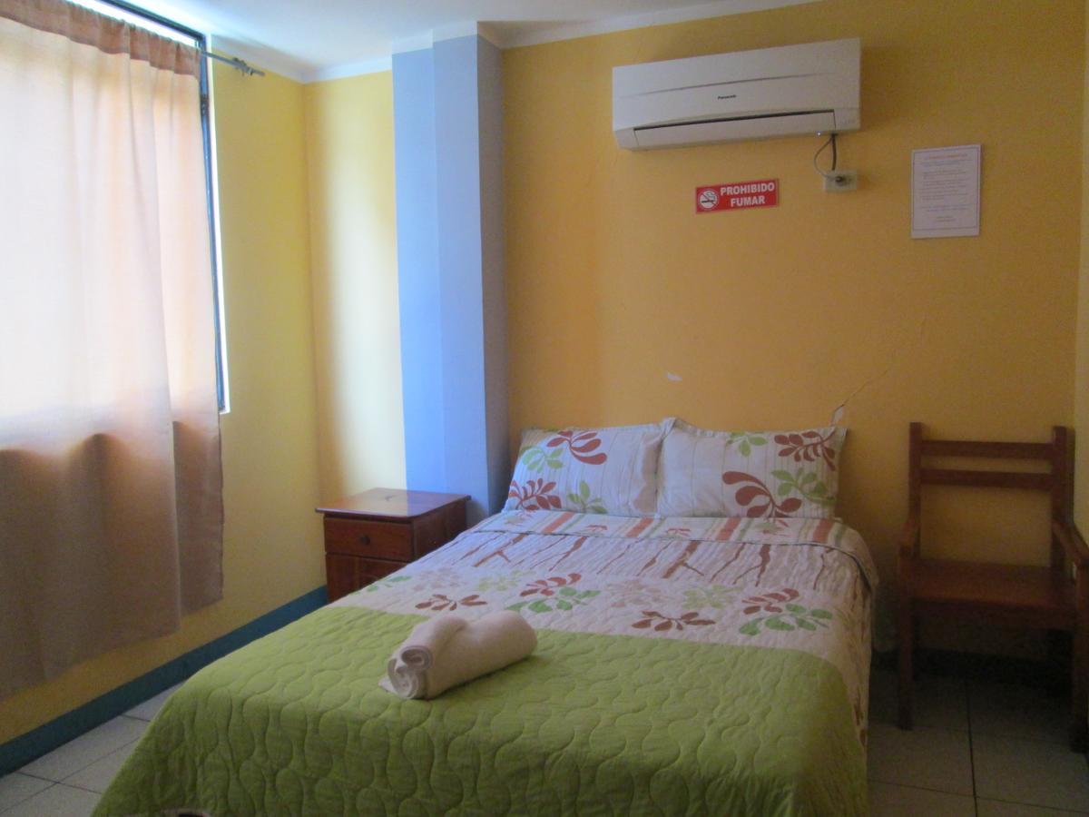 Hostal Leon Dormido Puerto Baquerizo Moreno Εξωτερικό φωτογραφία